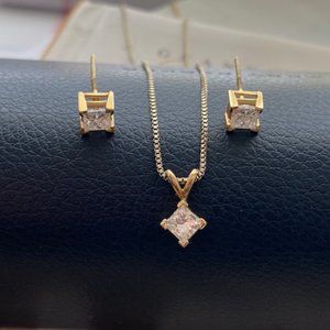 Bailey Banks & Biddle Diamond & Gold Pendant and Earrings